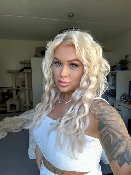 Josefin - Onlyfans